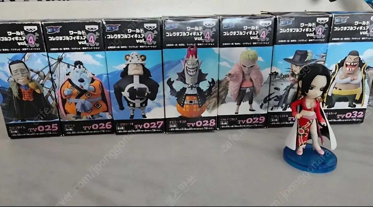 ONE PIECE ワールドコレクタブル TV4タン
