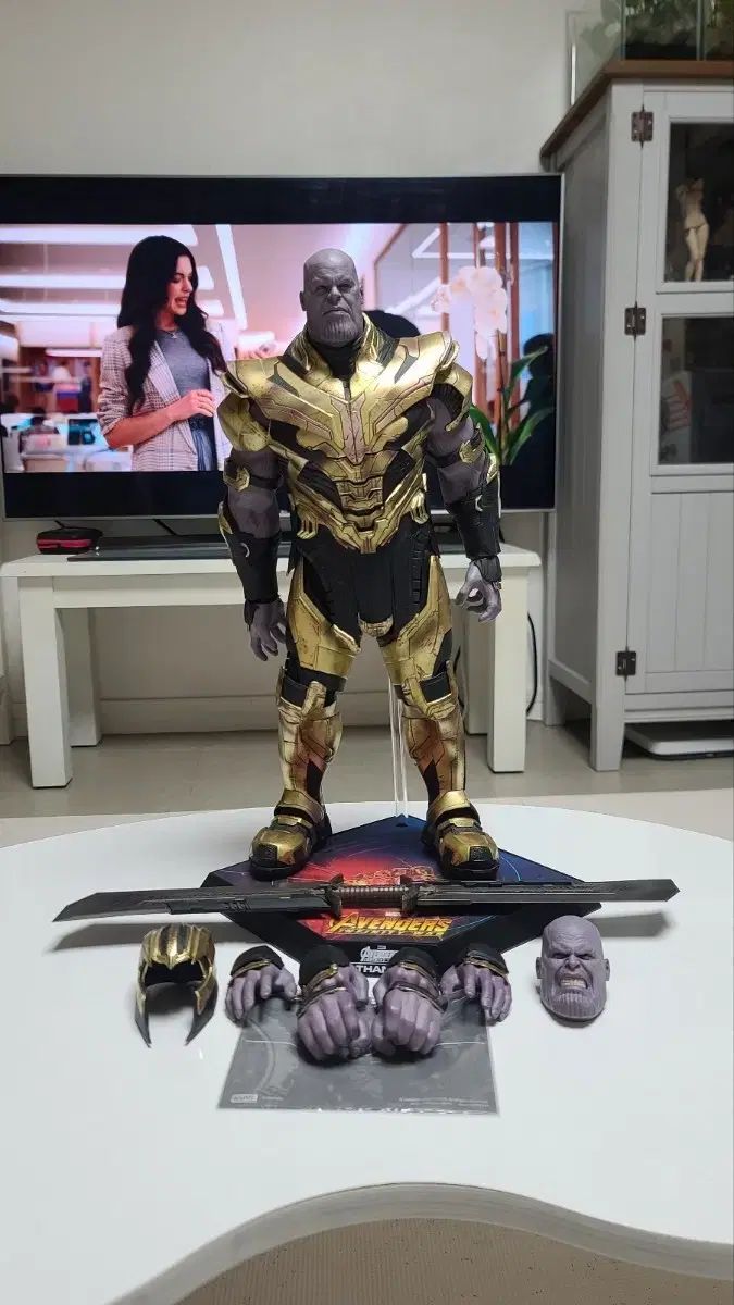 ホットトイズ 1/6 アンドゲーム - サノス