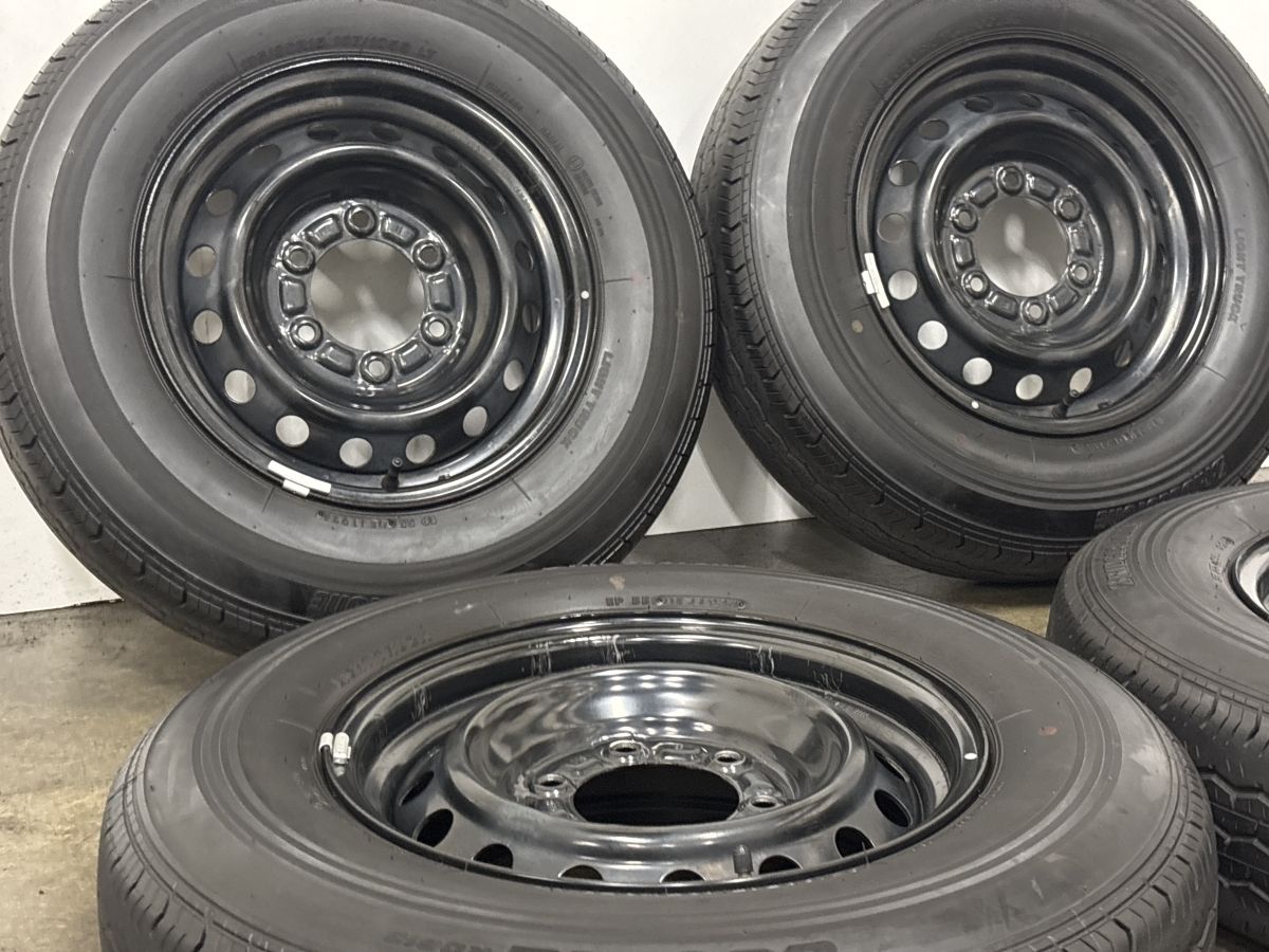 2024年製 バリ溝 美品】トヨタ 200 ハイエース 純正 15in 6J +35