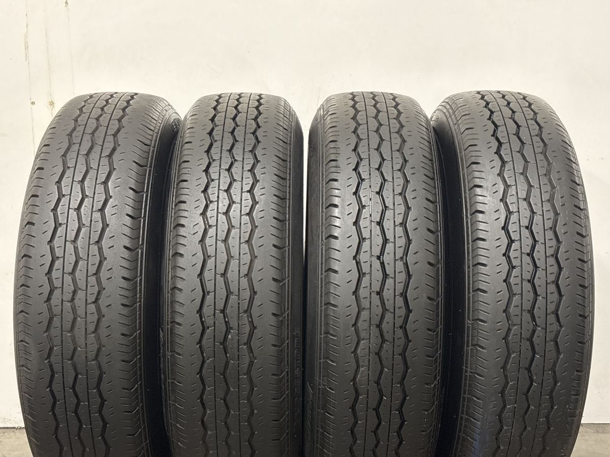 2024年製 バリ溝 美品】トヨタ 200 ハイエース 純正 15in 6J +35