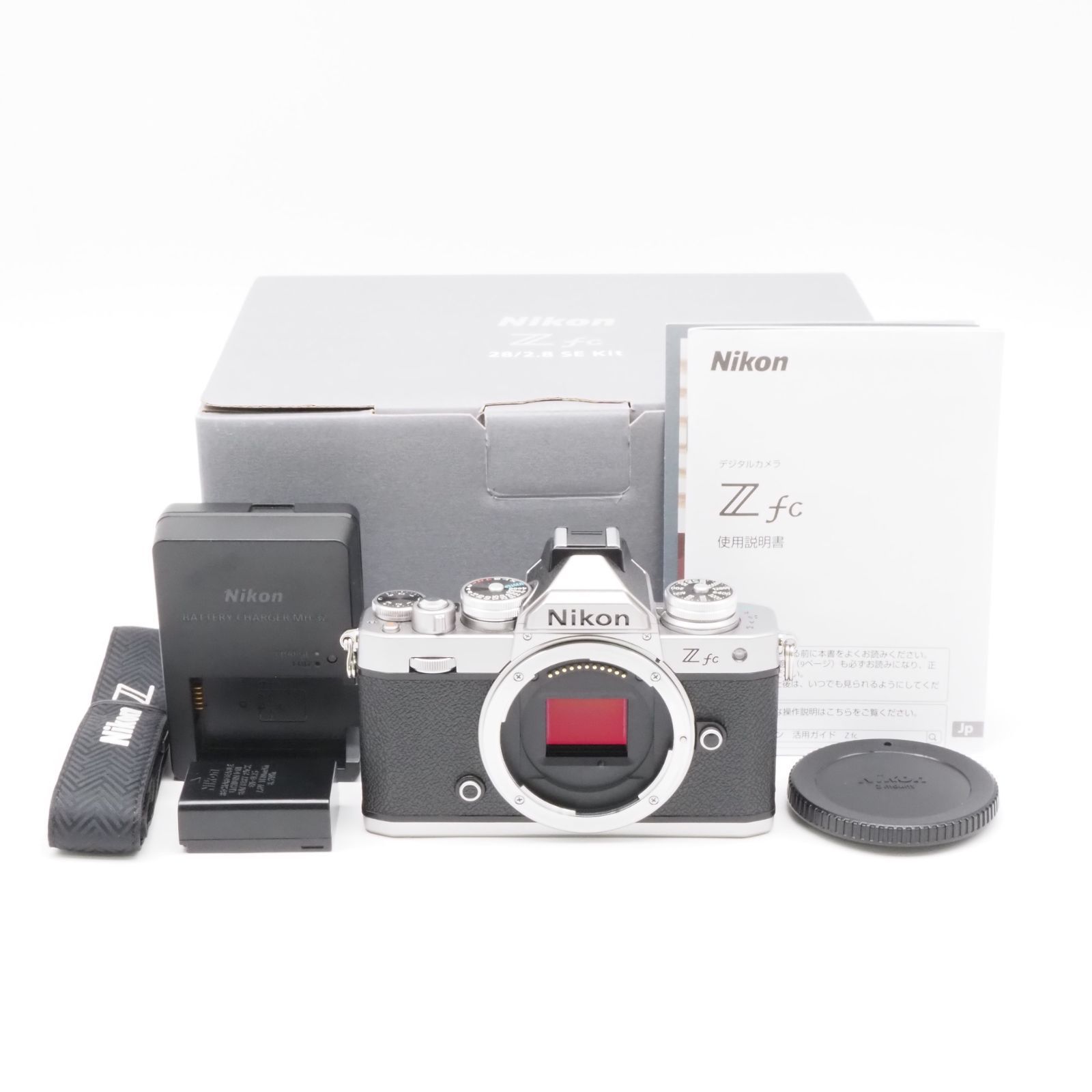 シャッター回数6,500回！★ほぼ新品★Nikon Zfc ボディ シルバー デジカメ 動作確認済み ニコン ミラーレス一眼 #86010