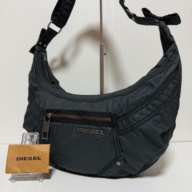 DIESEL ディーゼル ショルダーバッグ ブラック ナイロン 三日月型 肩掛け 斜め掛け ワンショルダー 00s Swag Archive レディース メンズ B651