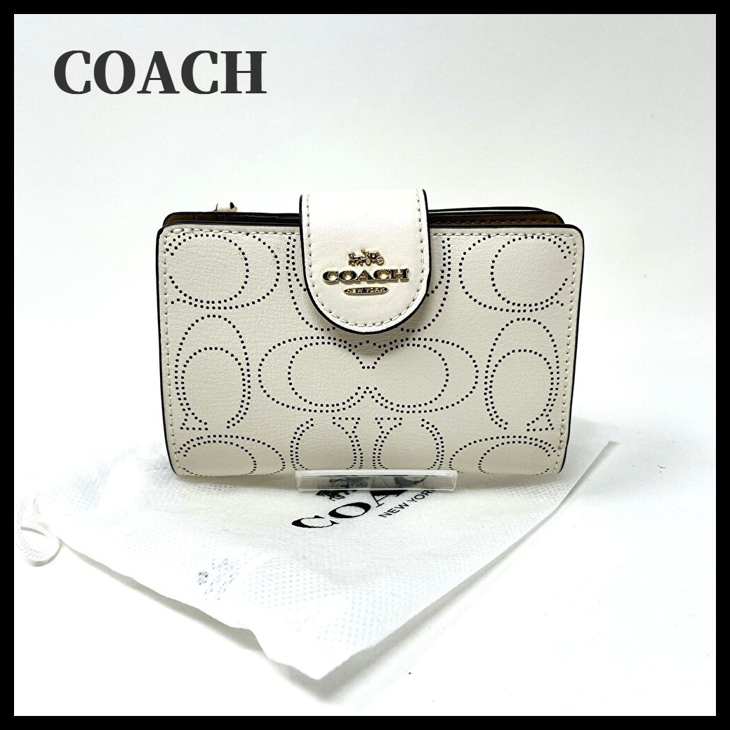 【美品】COACH（コーチ）コンパクト 二つ折り財布 シグネチャー ミディアム コーナー ジップ ウォレット カード パスケース ホワイト 10,564円