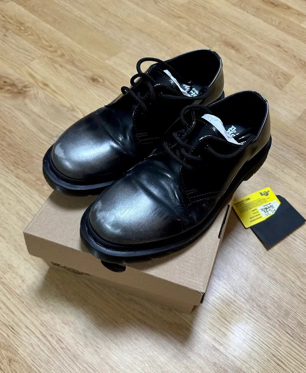DR. MARTENS ドクターマーチン 1461 シルバー 3ホー ル シューズ シルバー アカディア 250