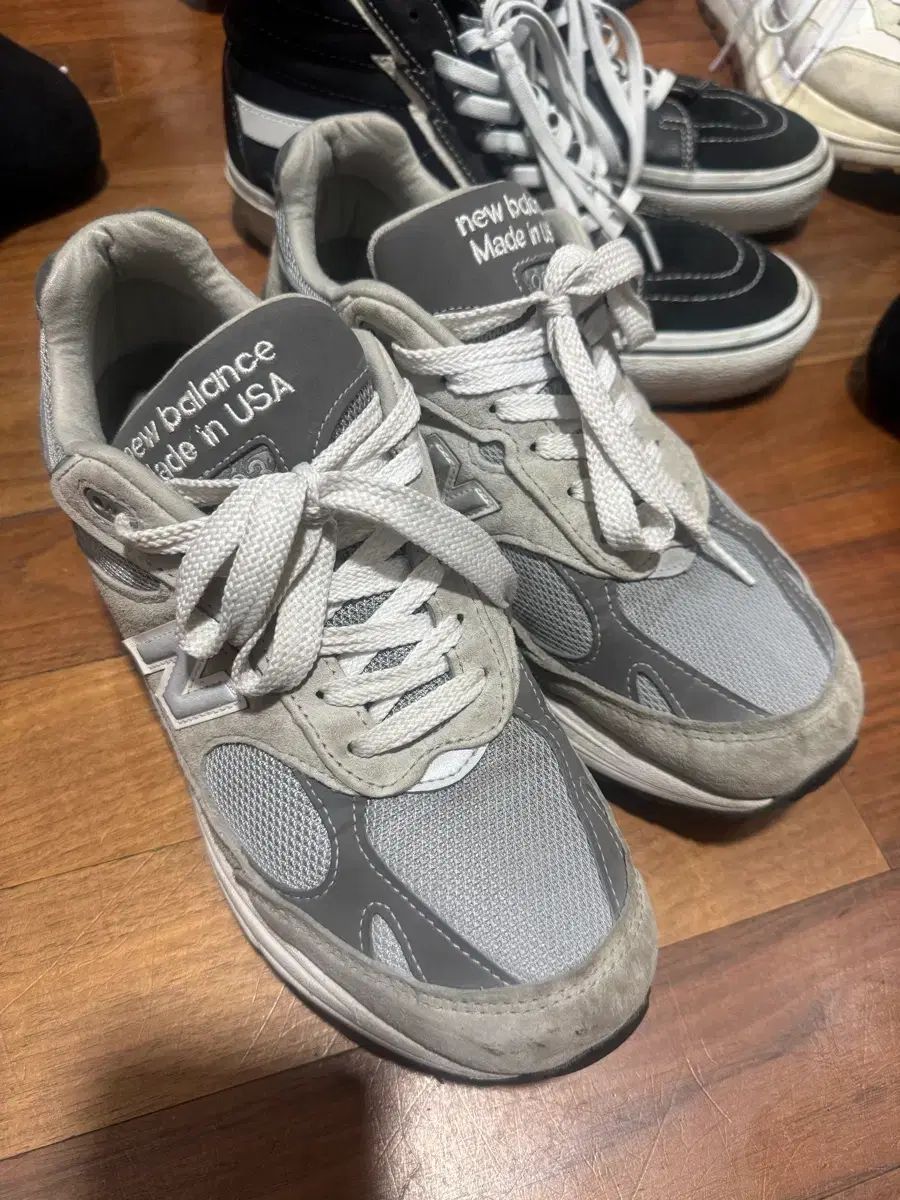 ニューバランス 993 270