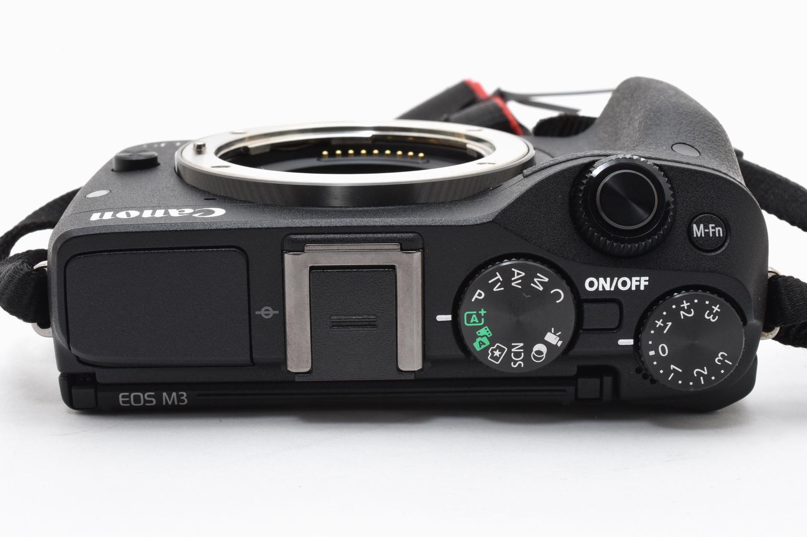極上品 キャノン Canon EOS M3 + zoom lens EF-M 15-45mm F3.5-6.3 +