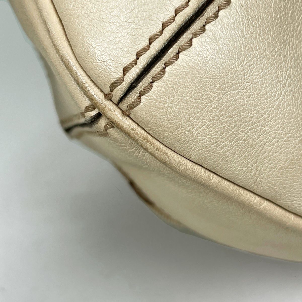 グッチ GUCCI ショルダーバッグ GG柄 バンブー GGキャンバス ベージュ ホワイト 169961 レディース 【中古】