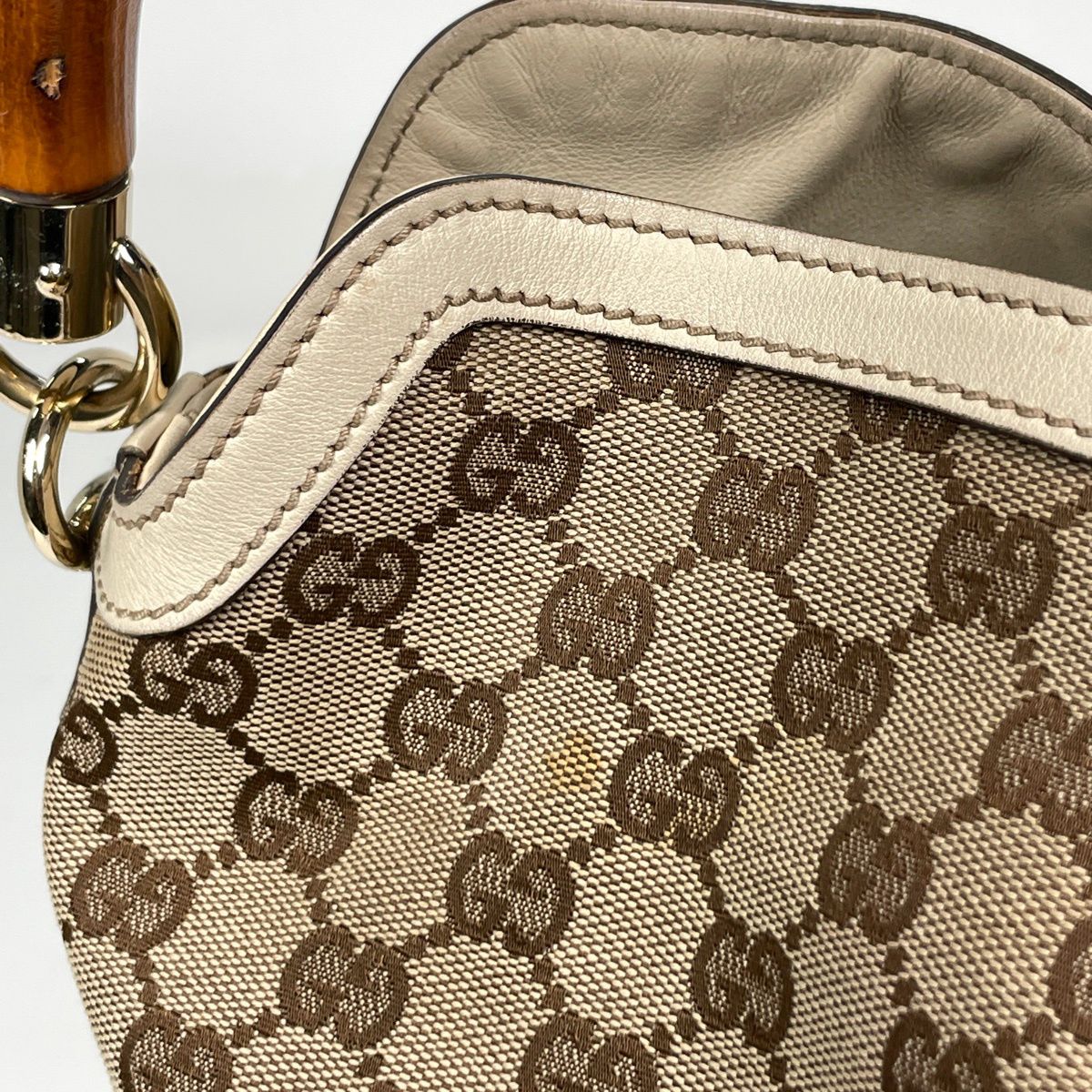 グッチ GUCCI ショルダーバッグ GG柄 バンブー GGキャンバス ベージュ ホワイト 169961 レディース 【中古】