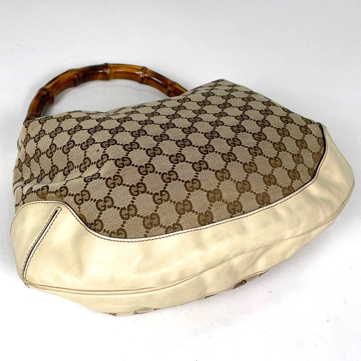 グッチ GUCCI ショルダーバッグ GG柄 バンブー GGキャンバス ベージュ ホワイト 169961 レディース 【中古】