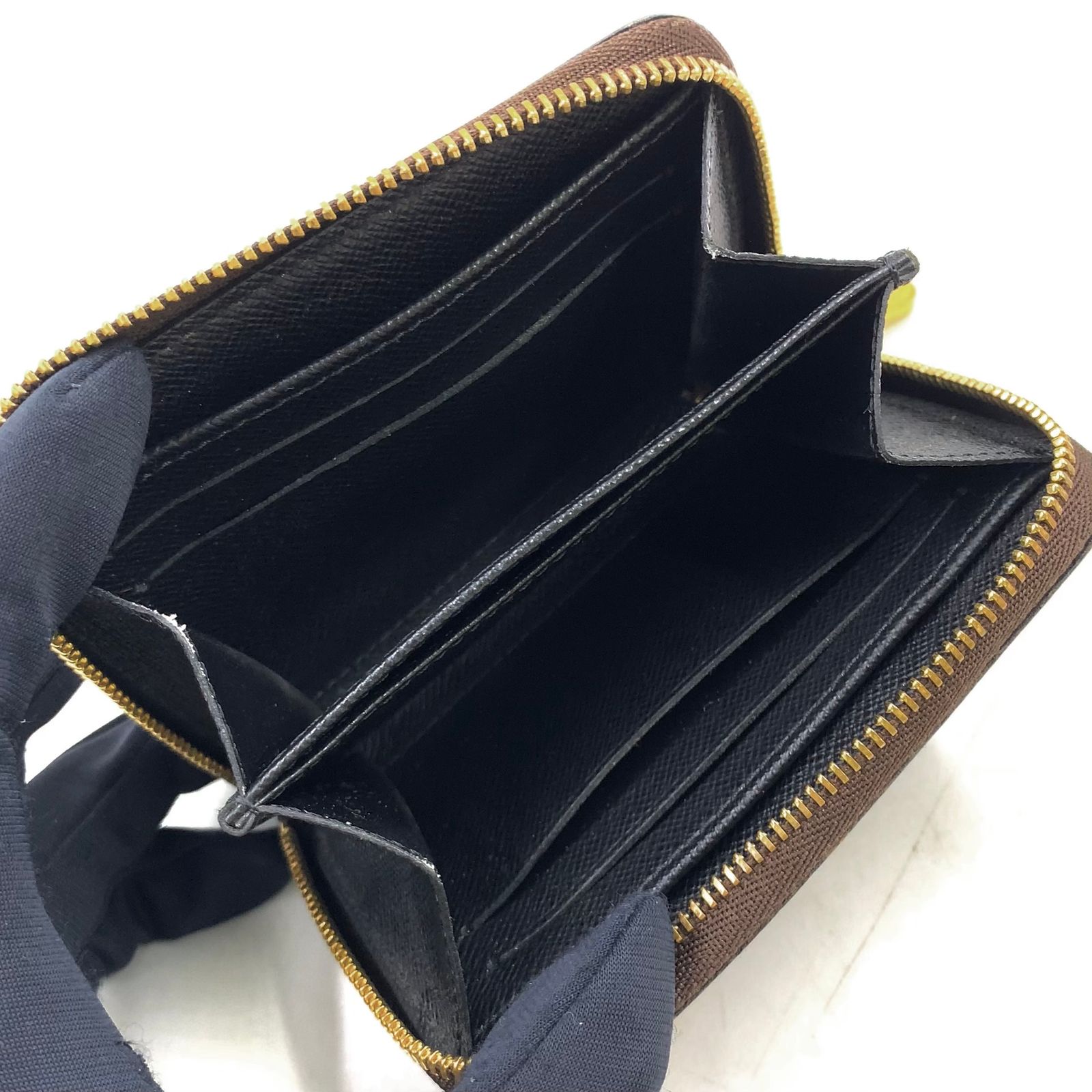 新着】LOUIS VUITTON ジッピー コインパース モノグラムジャイアント
