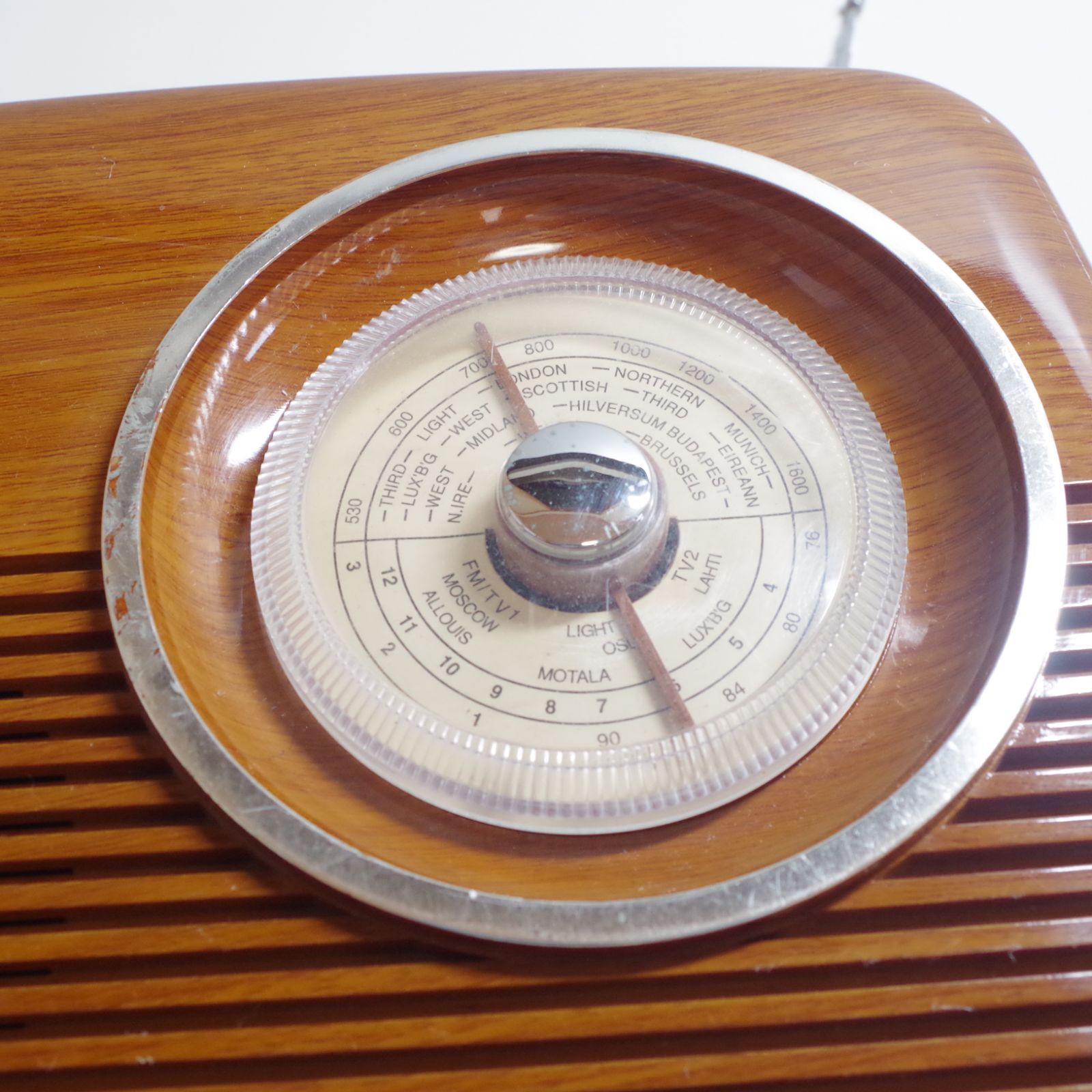 A7378 【動作確認済】BUSH RADIO TR82 ラジオ 復刻 ウエストクリーク