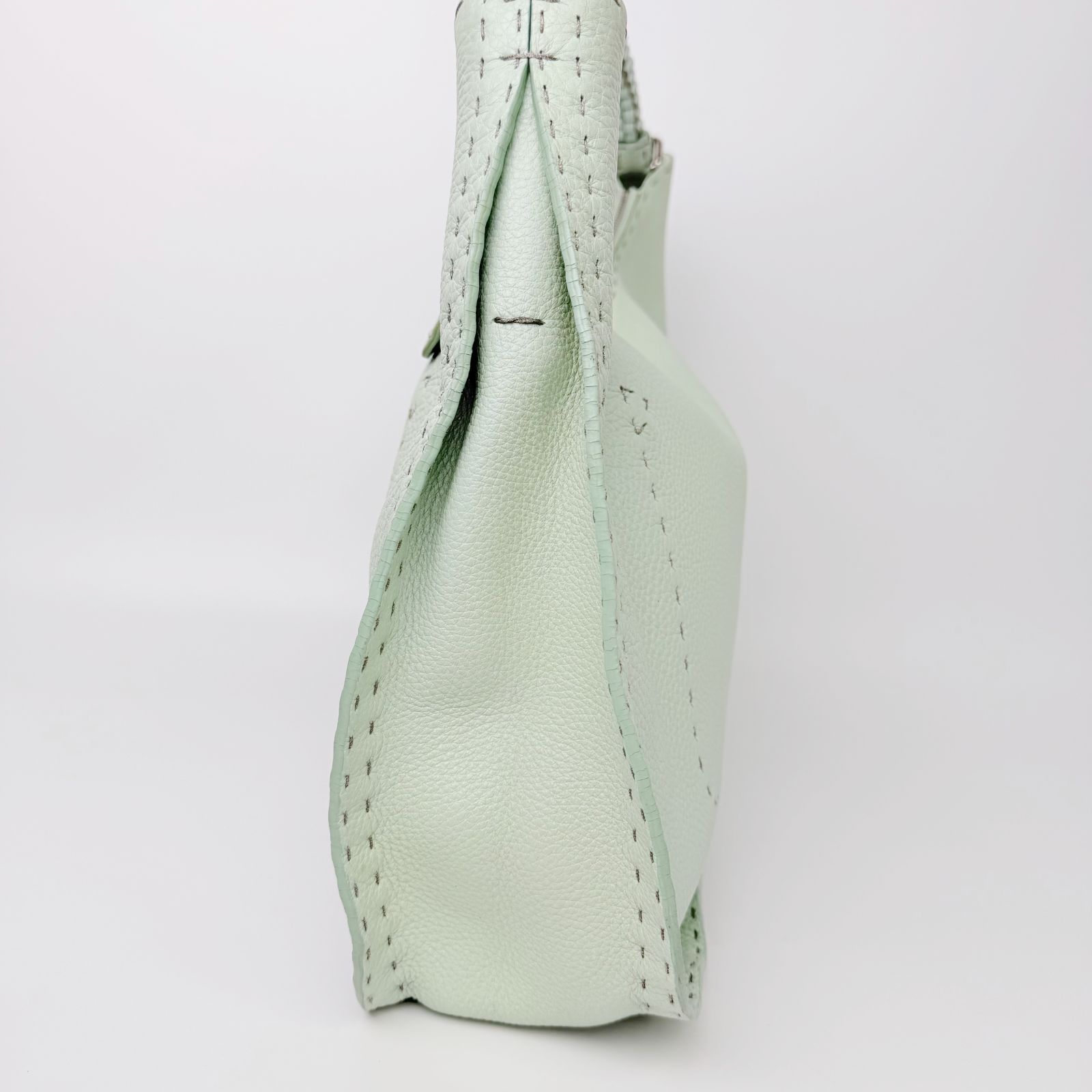 Fendi フェンディ 極美品 ミニピーカブー セレリア ミントグリーン 