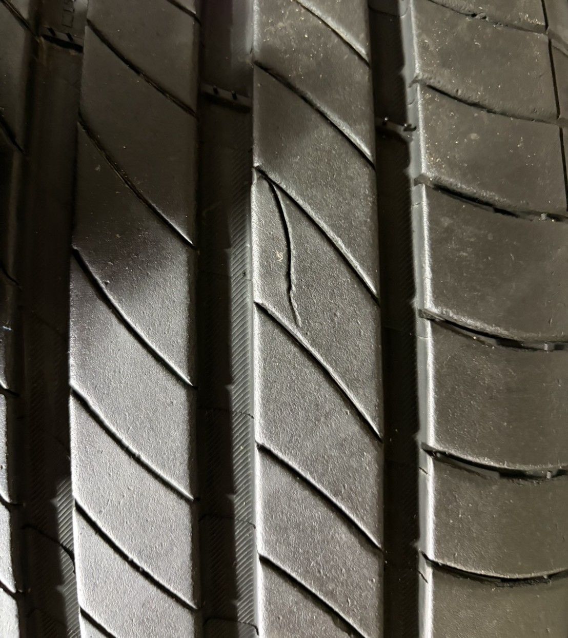 2024年製 約6～8.8分山 ミシュラン MICHELIN プライマシー PRIMACY 4