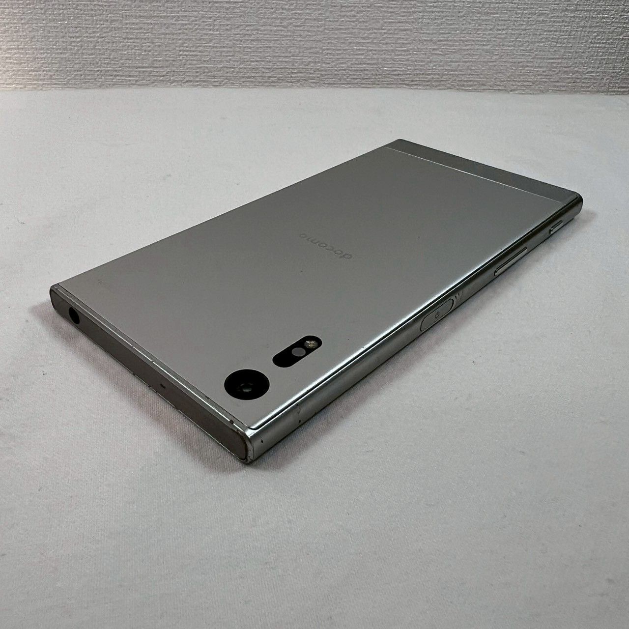 SONY Xperia XZ SO-01J 32GB ドコモ 本体 - メルカリ