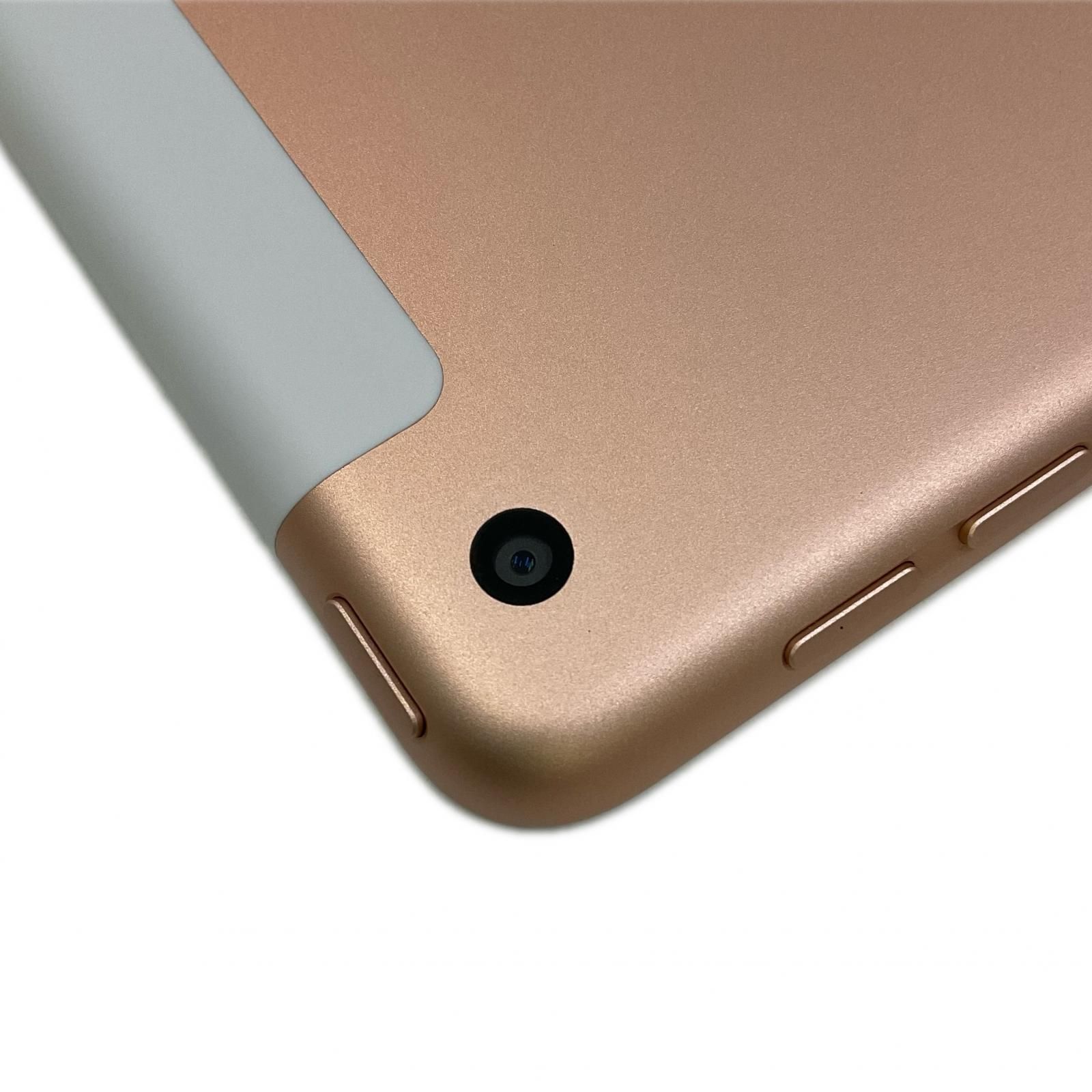 美品 iPad 第7世代 10.2インチ 32GB ゴールド WiFi+Cellular docomo