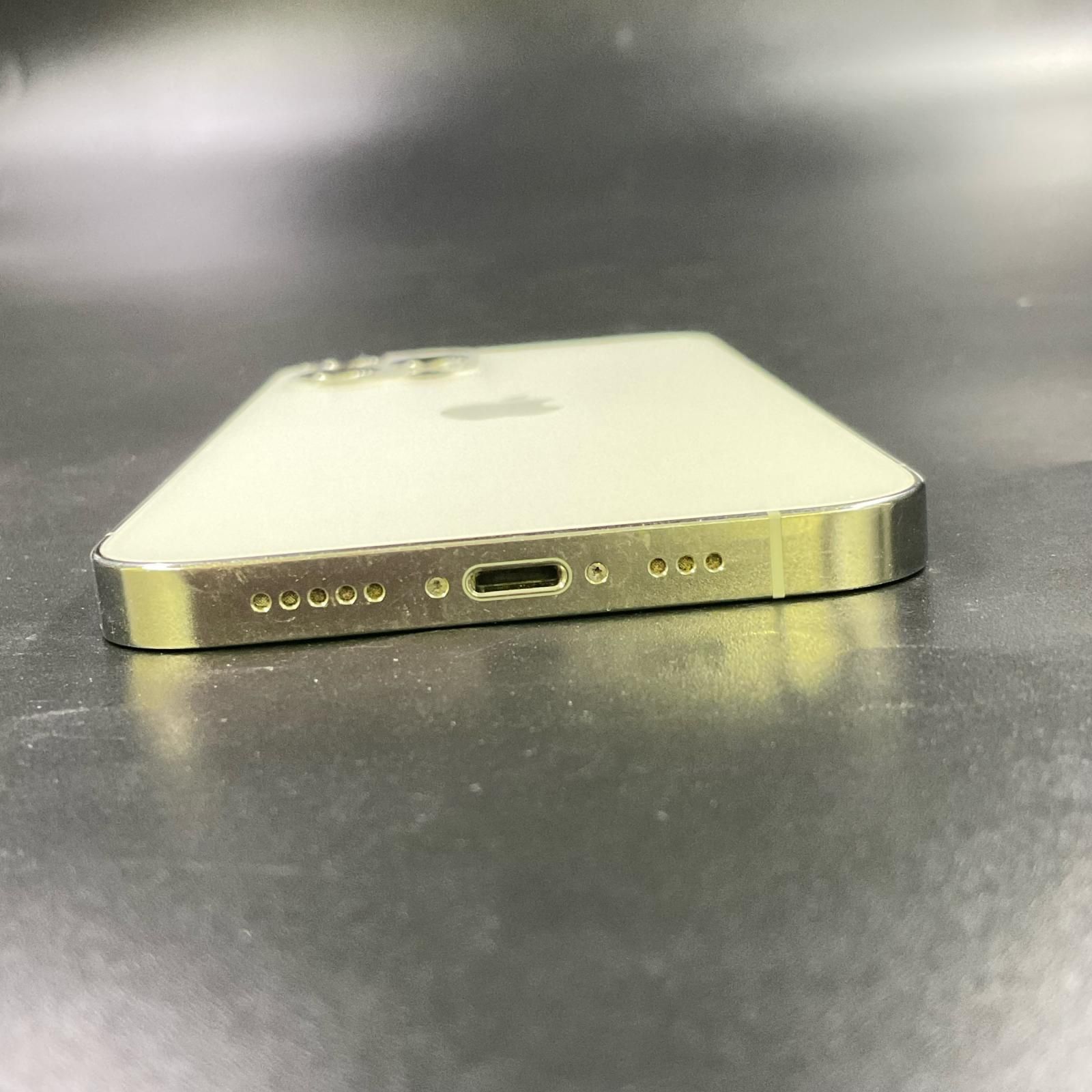 iPhone 12 Pro 256GB シルバー SIMフリー 動作確認済 - メルカリ