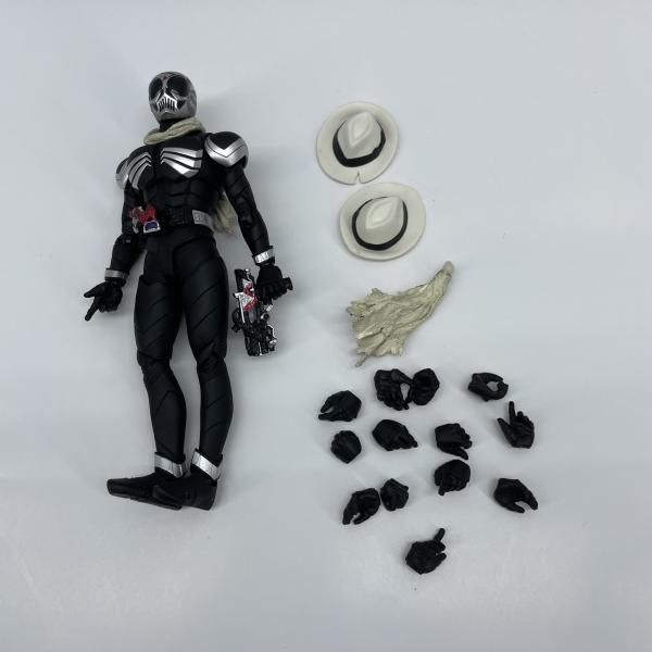 【中古】現状品)S.H.Figuarts (真骨彫製法) 仮面ライダースカル[91]