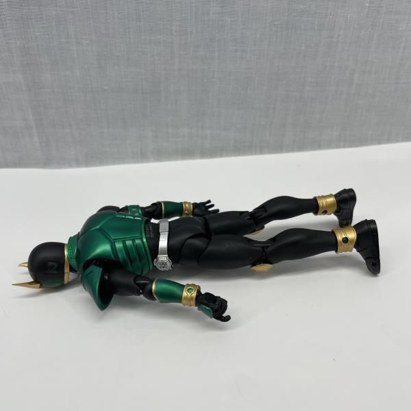 中古】現状品)S.H.Figuarts (真骨彫製法) 仮面ライダークウガ ペガサス