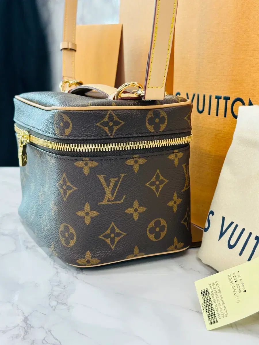 (フルセット) Louis Vuitton ルイヴィトン ニスミ二 モノグラム