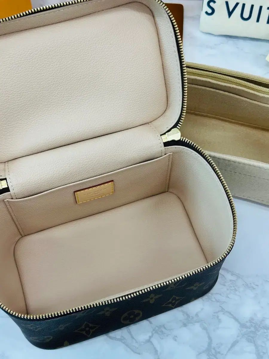 (フルセット) Louis Vuitton ルイヴィトン ニスミ二 モノグラム