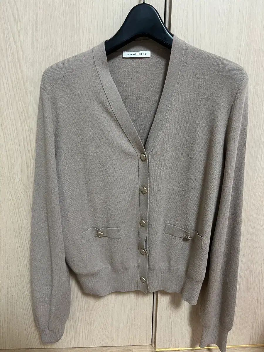 the CASHMERE カーディガン サイズ85 28,688円