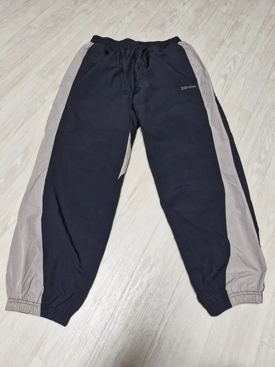 YESEYESEE Insane x Trek Pants Black 10,936円
