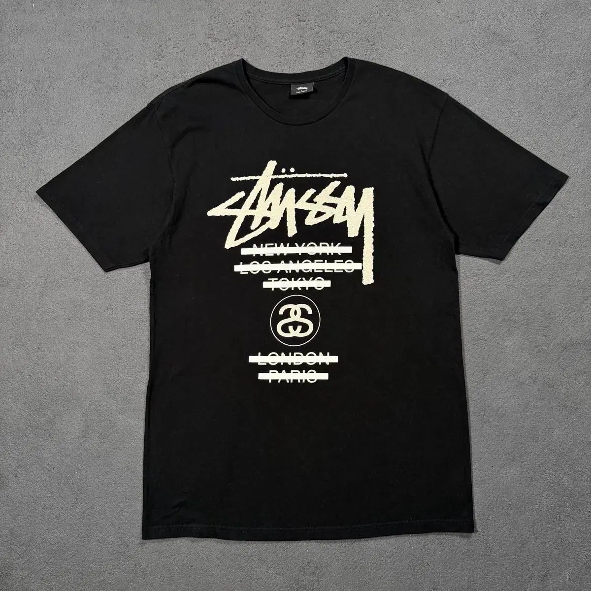 STUSSY ステューシー Crossed Out ワールドツアー 半袖