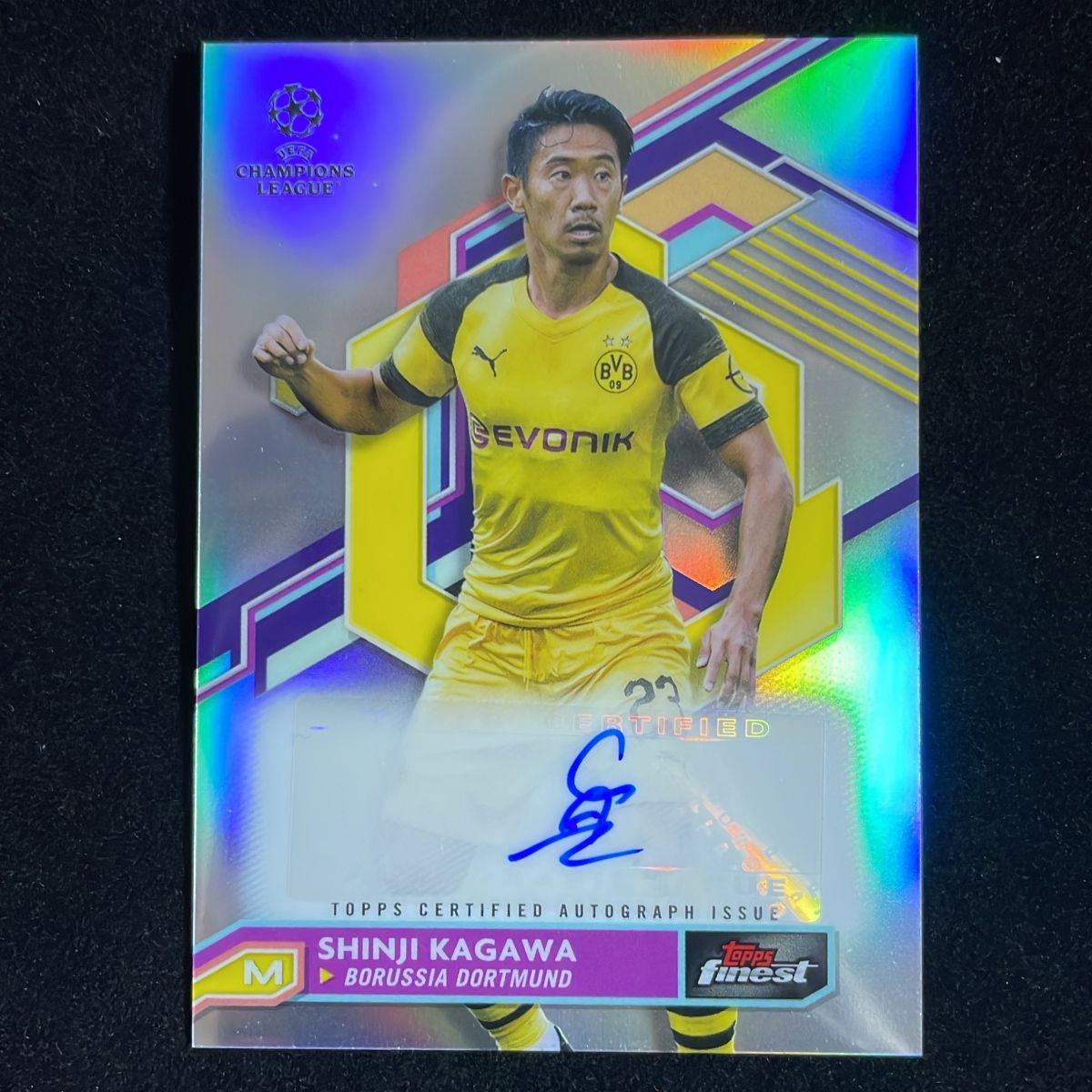 香川真司 Shinji Kagawa Topps Chrome UEFA 2022-23 Refractor Auto