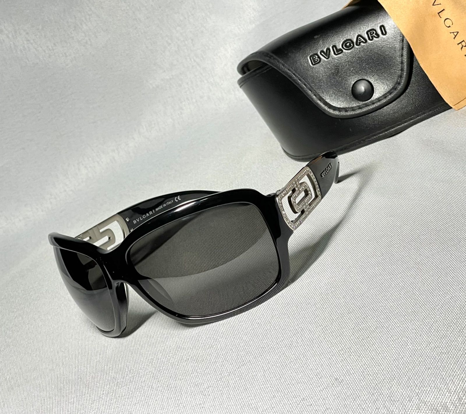 美品 希少 BVLGARI ブルガリ ラインストーン装飾パレンテシ&ブランド