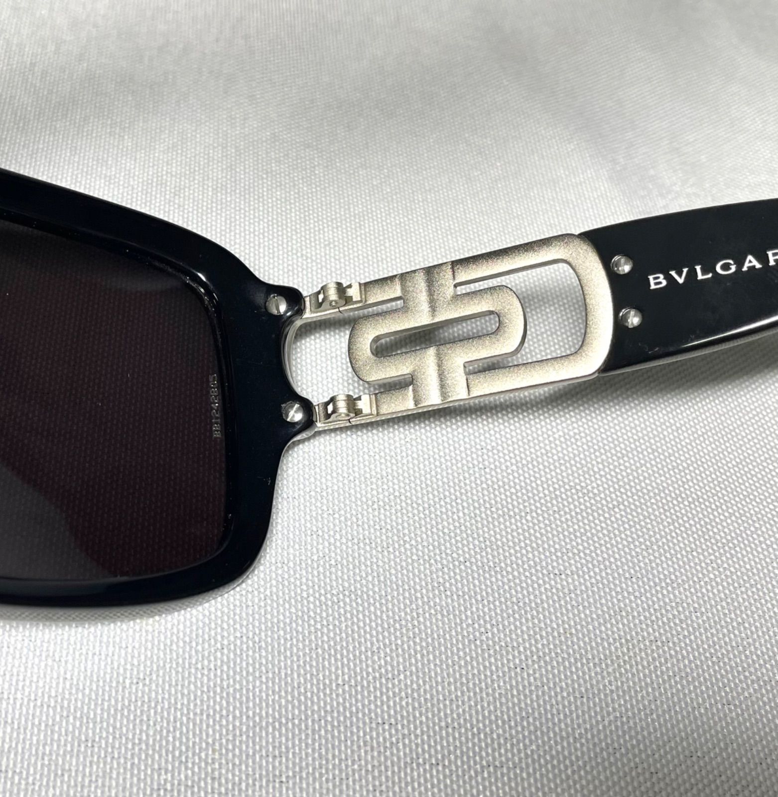 美品✨ブルガリ サングラス メンズ ラインストーン 美品 希少 BVLGARI ブルガリ ラインストーン装飾パレンテシ&ブランド