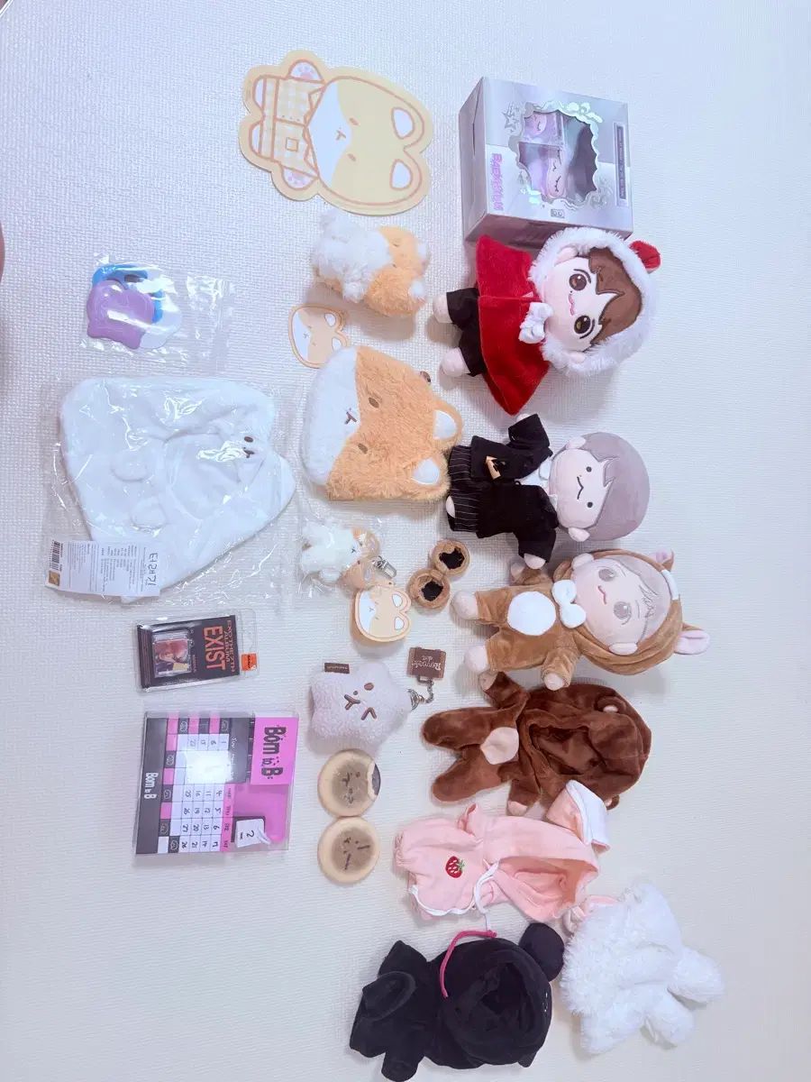 ベクヒョン(BAEKHYUN) トレギ TEOLAEGI ぬいぐるみ 出品 - メルカリ