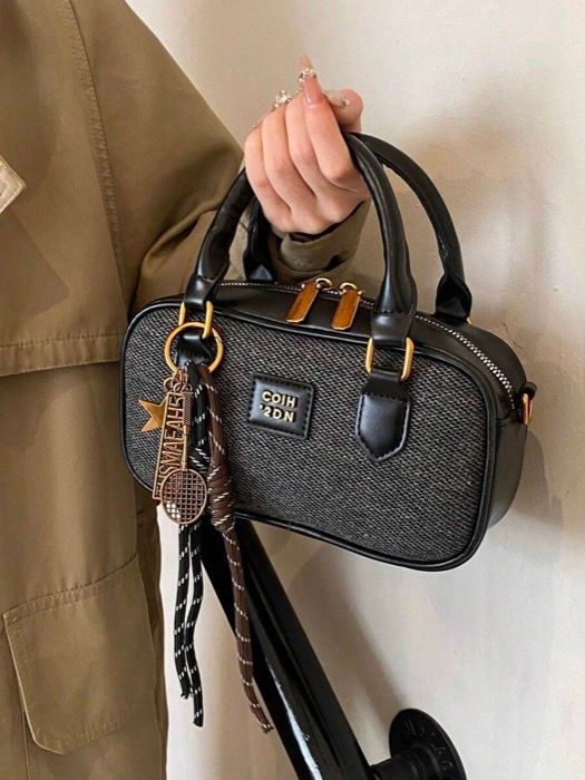 バッグ レディース ハンドバッグ ぬいぐるみドール装飾クロスボディ