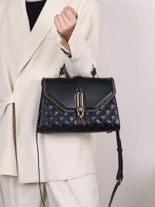 バッグ レディース ハンドバッグ レディースハンドバッグ、新作ファッション ひし形刺繍 ブラックロックフラップバッグ、多用途エレガントなワンショルダートート、ハンドメイドチェーンデコレーション ミディアムバッグ、オフィスレディースのための通勤バッグ