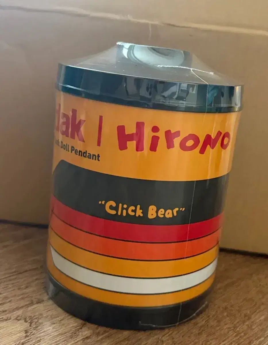ヒロノ X KODAK(コダック) レインコート クマのぬいぐるみ キーホルダー 出品