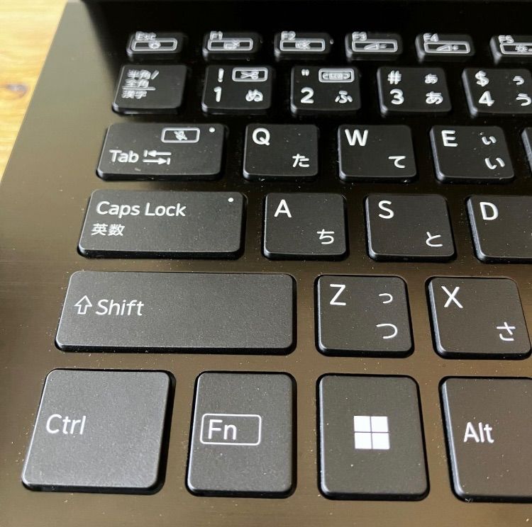 VAIO i7 32GB SSD2TB Win11ノートPC バッテリー良好 - メルカリ