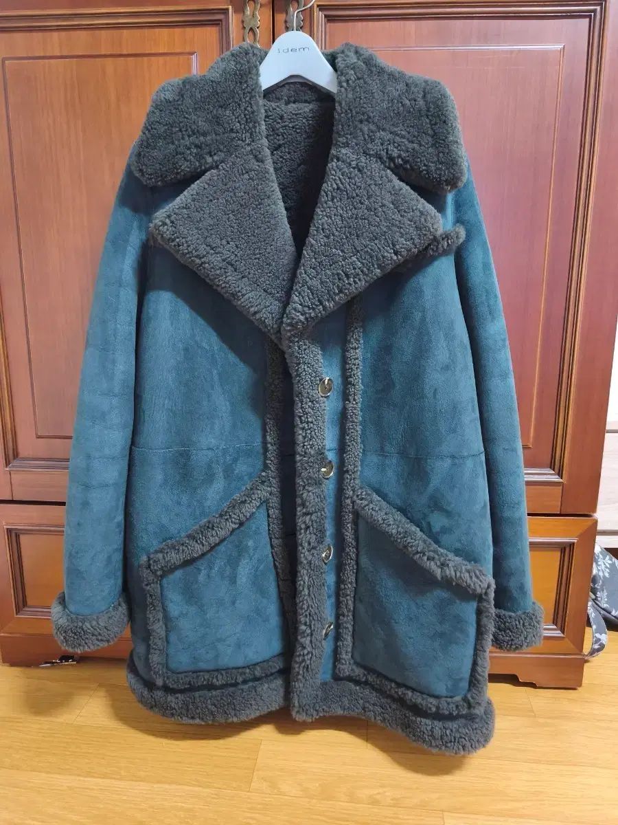 ZADIG&VOLTAIRE ザディグ・エ・ヴォルテール リアルムートン (イサベル マラン スタイル)