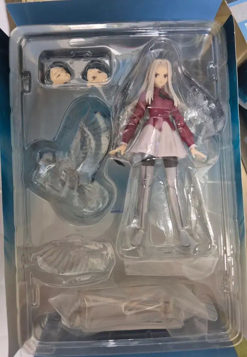 figma 132 イリスフィール フォン アインツベルン アクションフィギュア 出品