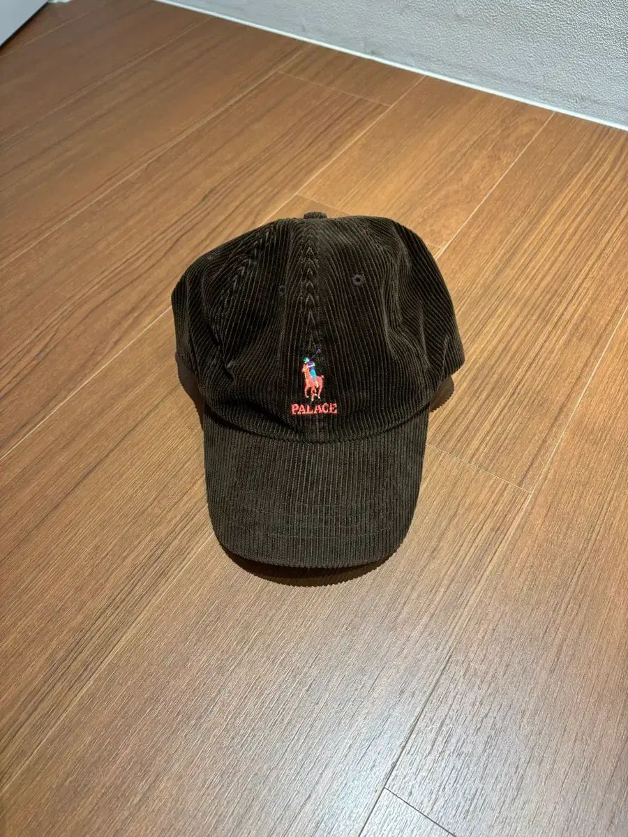 PALACE ポロ コーデュロイ キャップ ブラウン