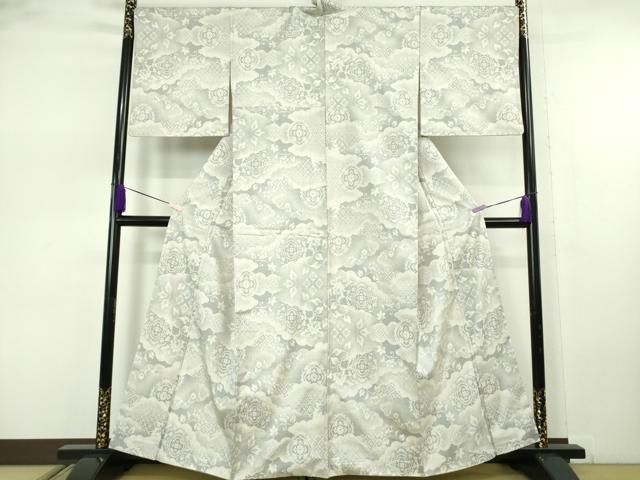 平和屋着物●極上 本場大島紬 白大島 9マルキ 雲取り花文 逸品 DZAB7694kh6 平和屋着物●極上 本場大島紬 白大島 9マルキ 雲取り花文 逸品 DZAB7694kh6