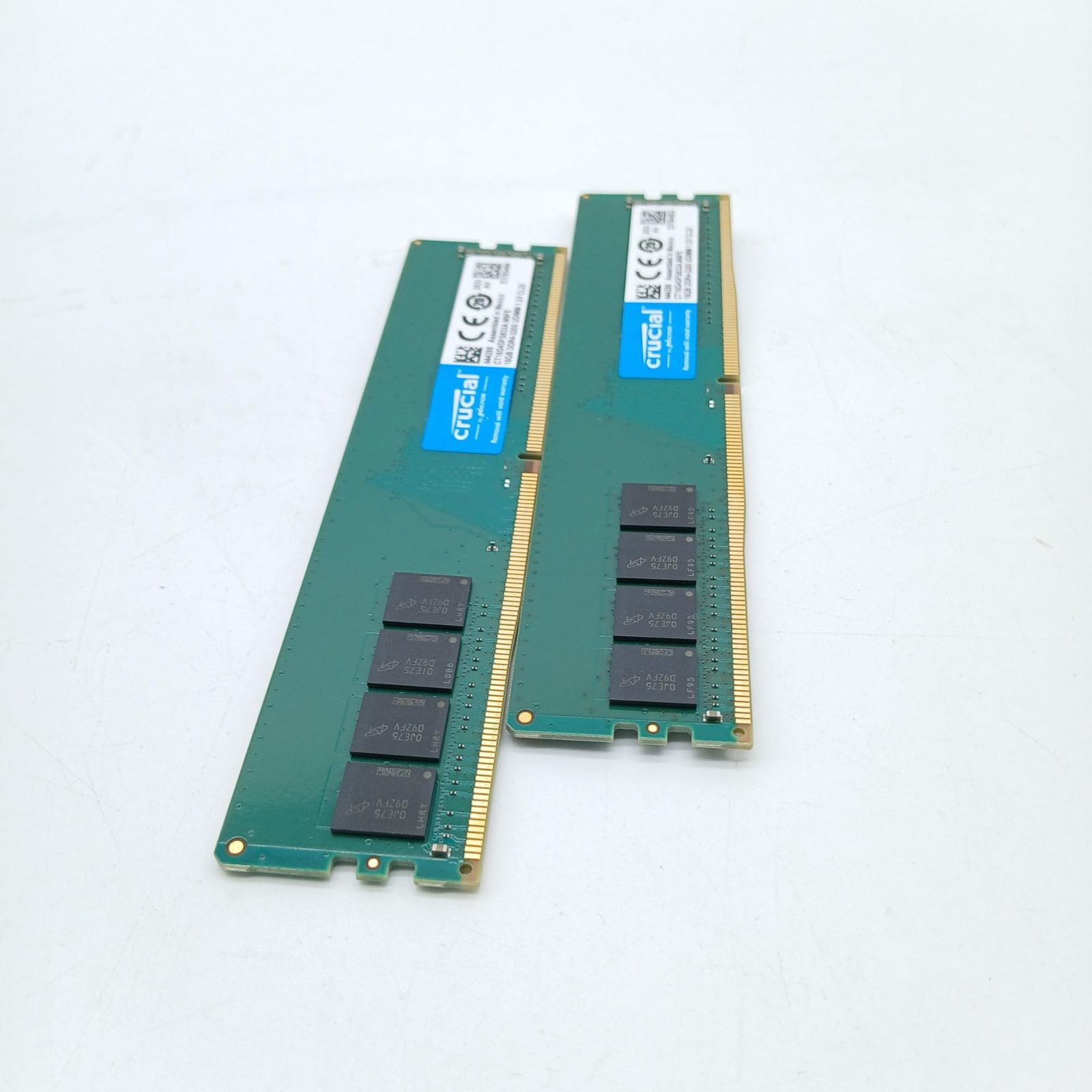Crucial 32GB DDR4 3200MT/s メモリ 中古 - メルカリ