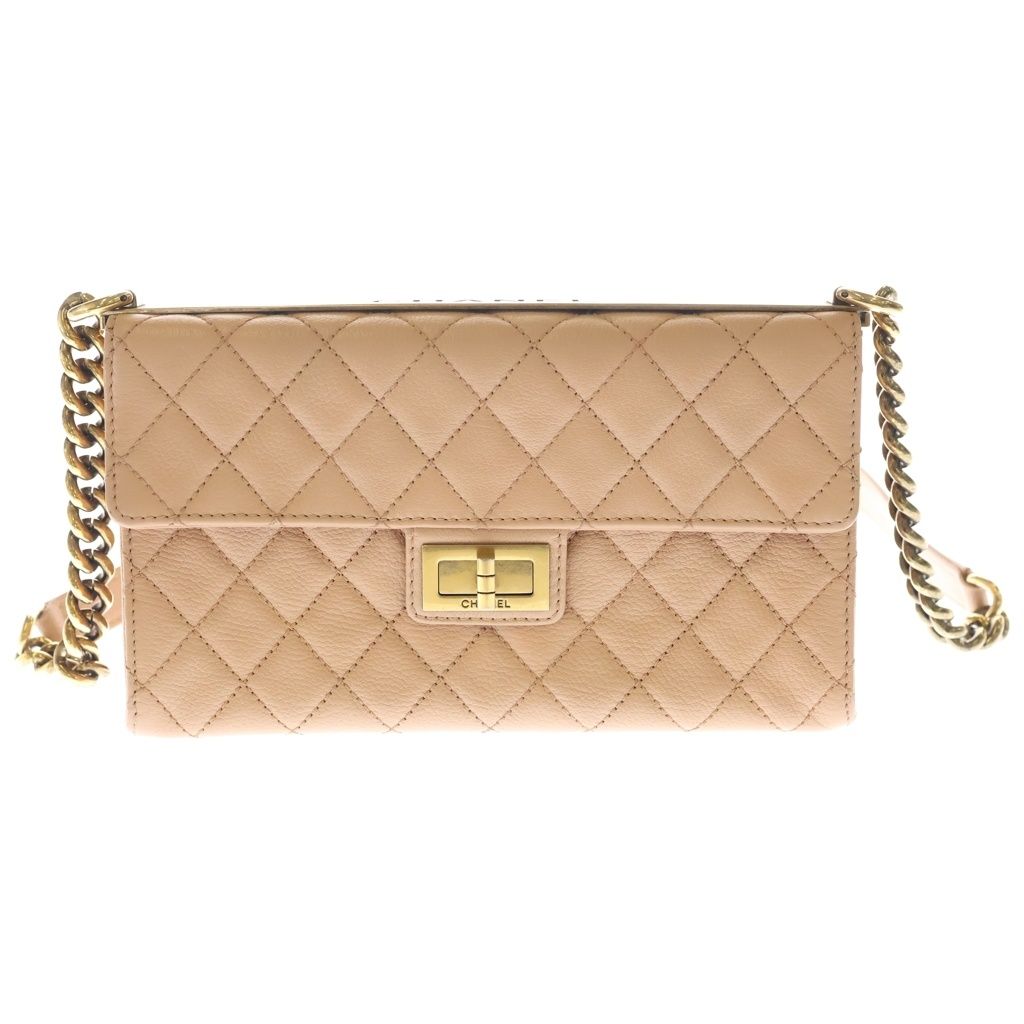 CHANEL (シャネル) 17番台 2.55 チェーンショルダーバッグ ピンクベージュ カーフレザー ゴールド金具