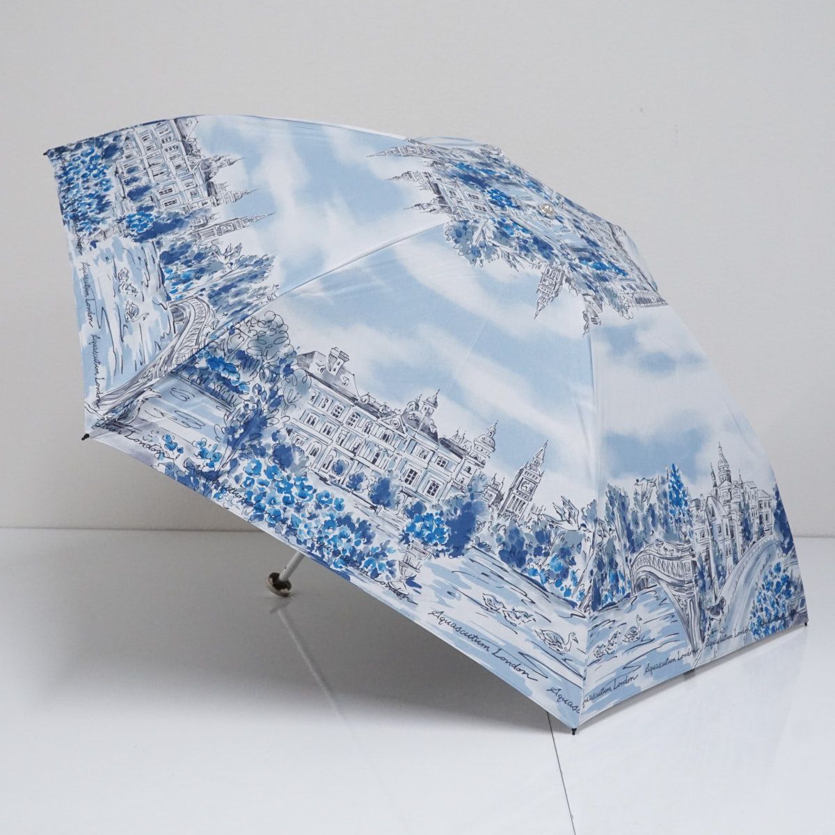 折りたたみ日傘 Aquascutum アクアスキュータム USED品 晴雨兼用