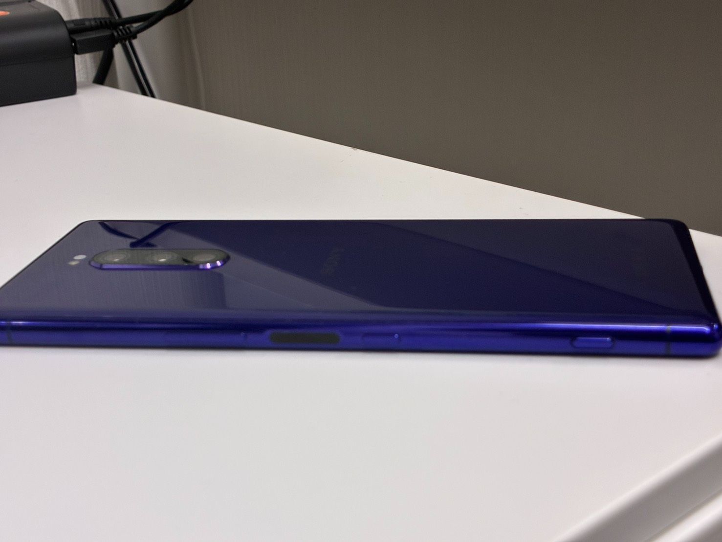 Xperia 1 SOV40 パープル SIMフリー 良好 - メルカリ