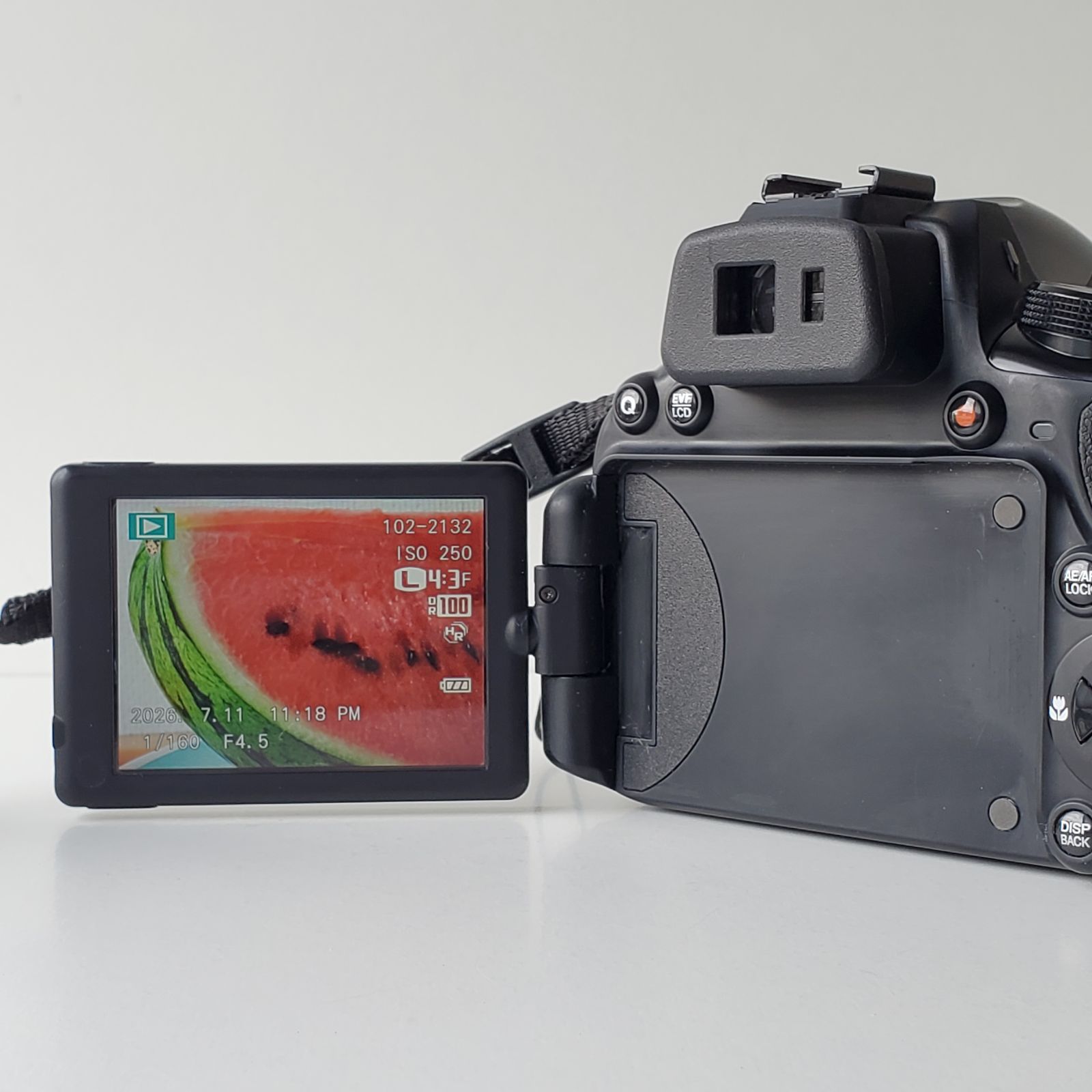 オマケつき美品 通電・基本動作確認 富士フィルム FUJIFILM FINEPIX 