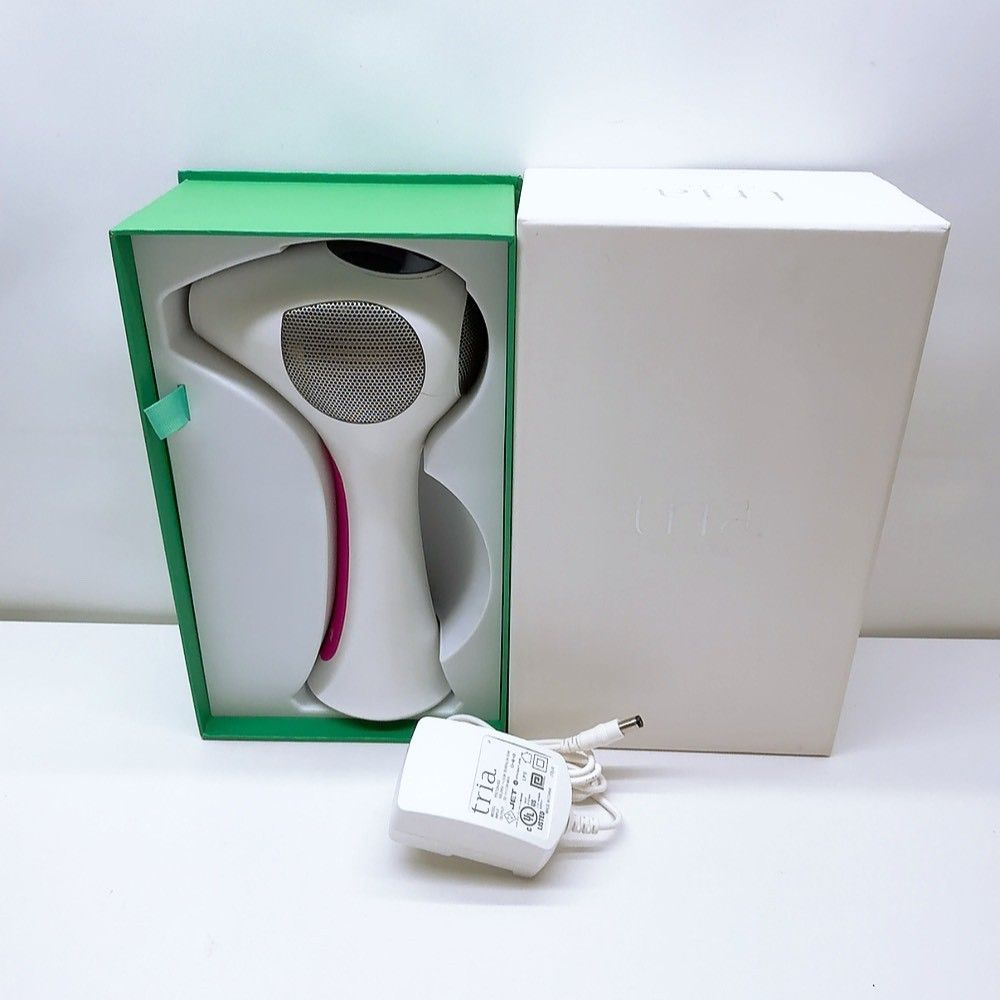 残量 ほぼ未使用＊付属品完備》 トリア パーソナルレーザー 4X Tria