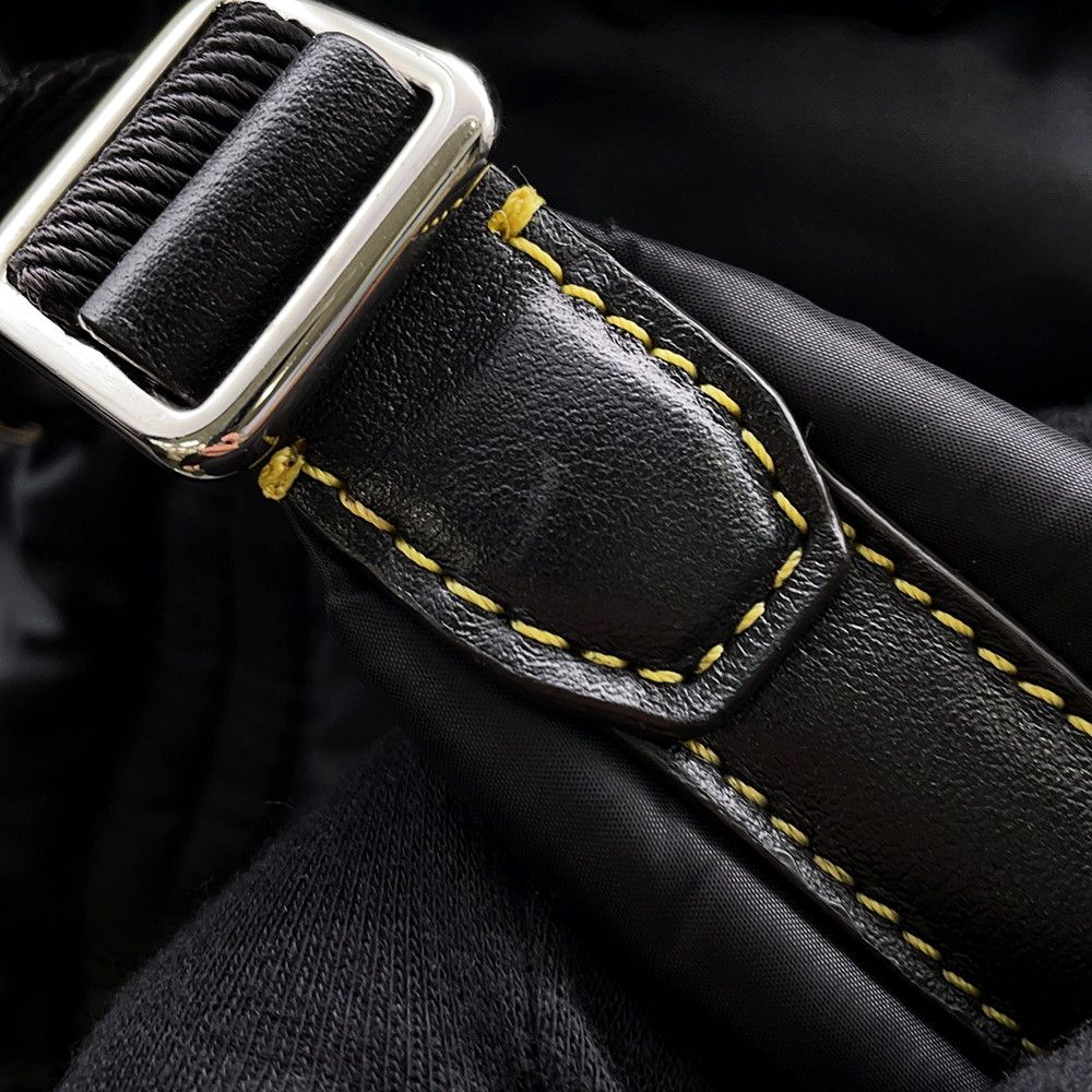 モンクレール ハンドバッグ パフ ナイロン MONCLER ２wayショルダー 黒