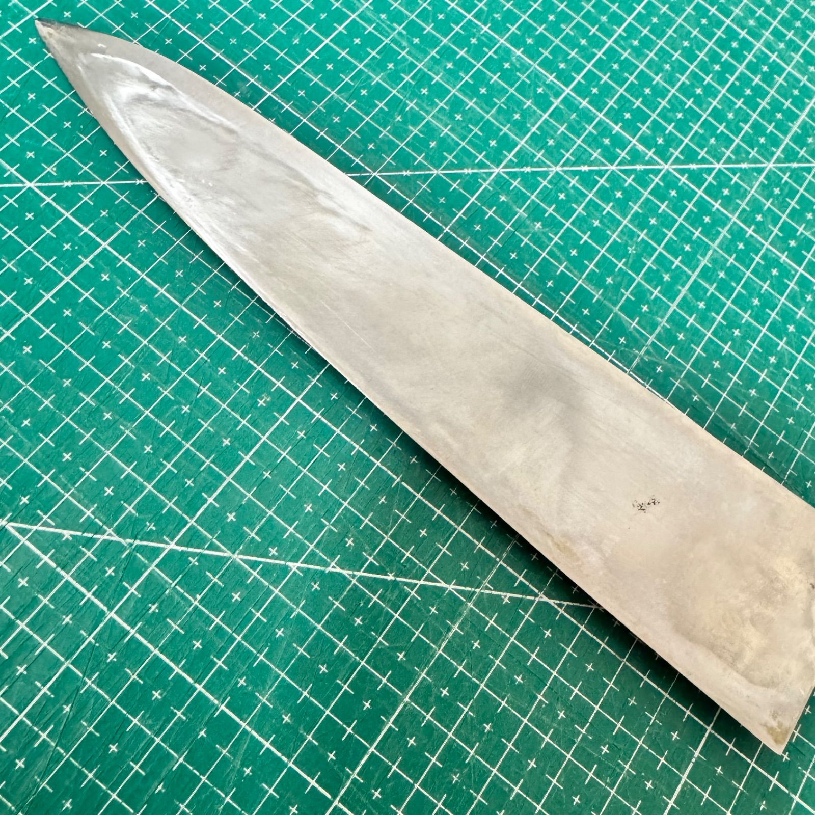 隆久☆INOX☆牛刀☆210mm☆包丁☆全鋼☆片刃☆再生ベース☆日本製☆右