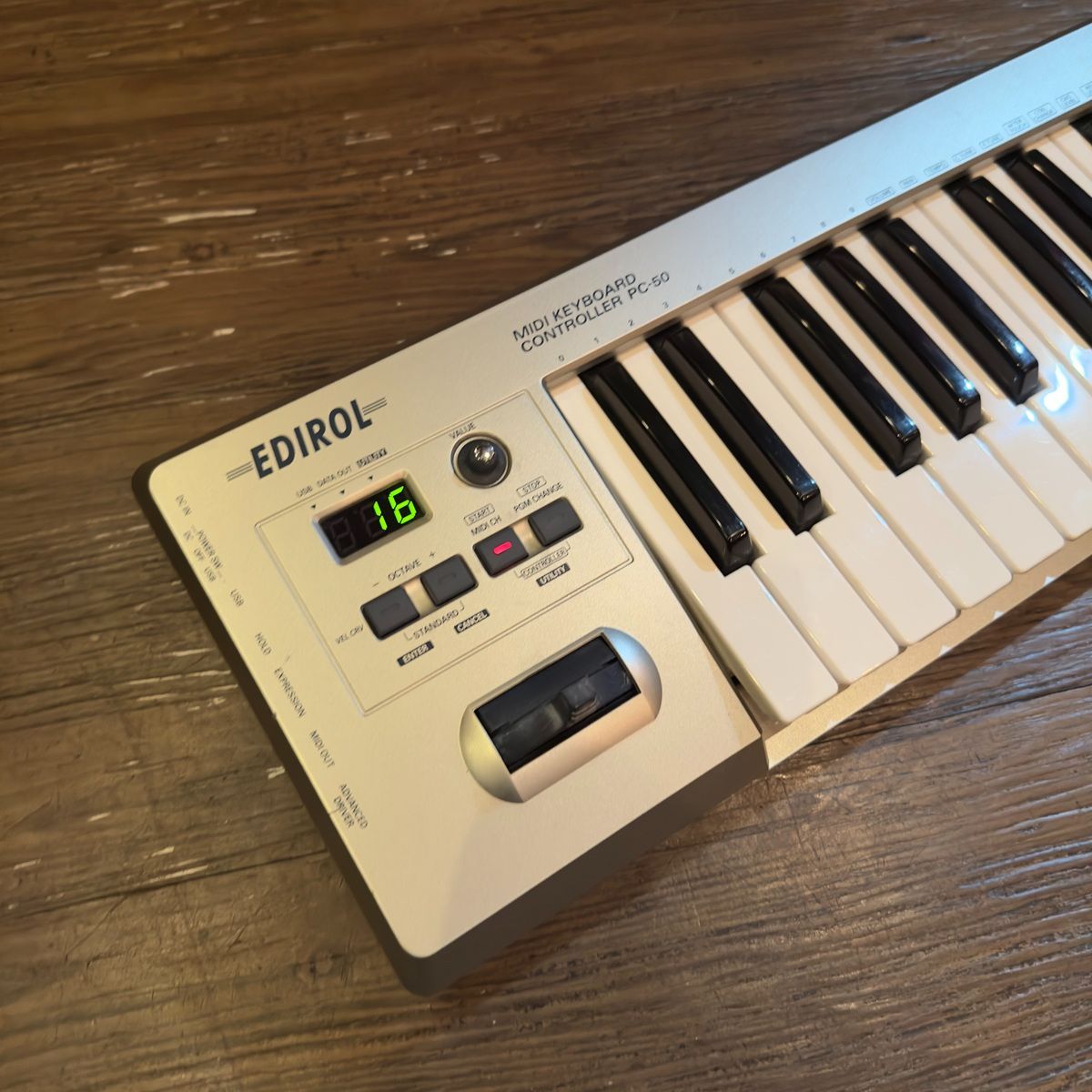 Roland EDIROL PC-50 MIDI Keyboard Controller 49鍵 USB MIDI