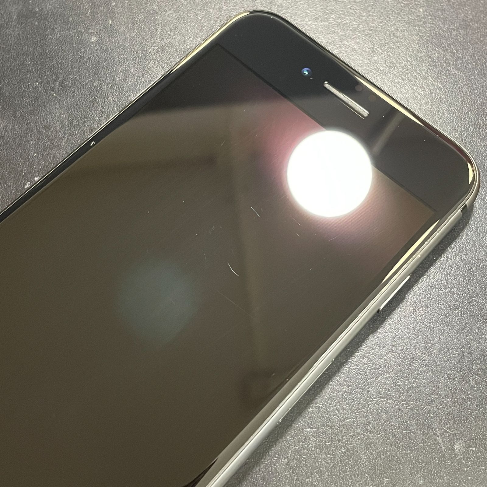 iPhone8 本体 64GB スペースグレイ au版SIMフリー MQ782J/A【ガラス