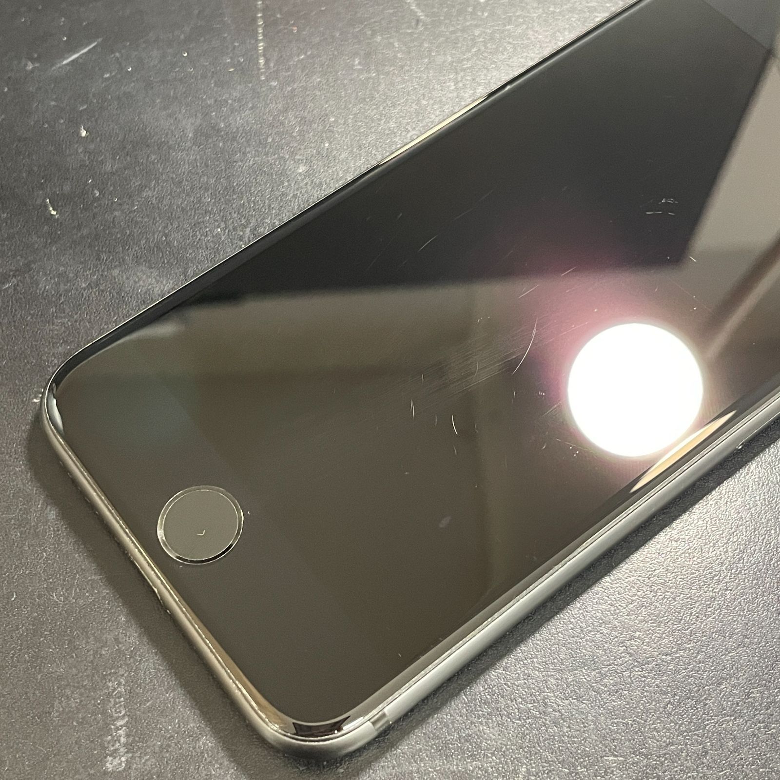 iPhone8 本体 64GB スペースグレイ au版SIMフリー MQ782J/A【ガラス